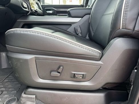 New 2026 RAM 2500 Laramie AWD/4WD image 16