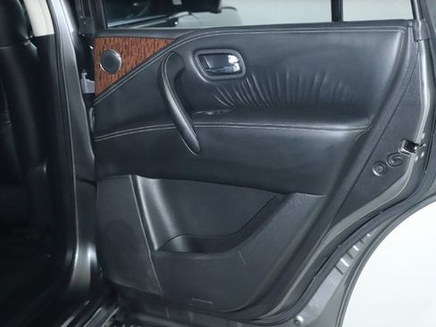 Used 2020 Nissan Armada SL w/ Premium Package image 34