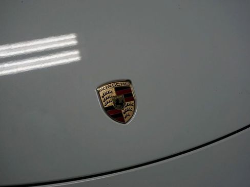 Used 2019 Porsche 911 4 Coupe image 44