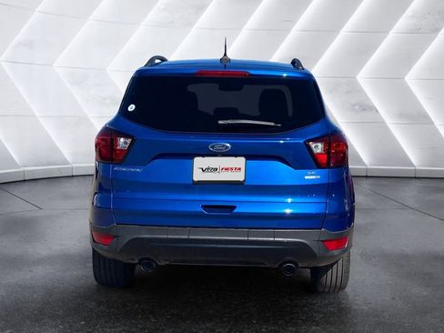 Used 2019 Ford Escape SE image 5