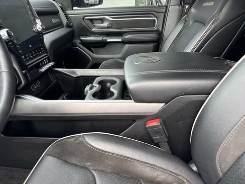 Used 2023 RAM 1500 Laramie AWD/4WD image 15