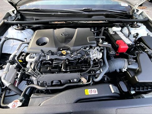 Used 2023 Toyota Camry LE image 30