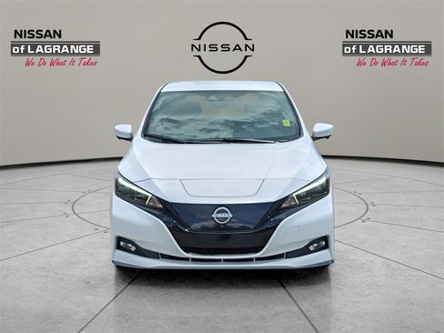 Certified 2024 Nissan Leaf SV Plus image 2