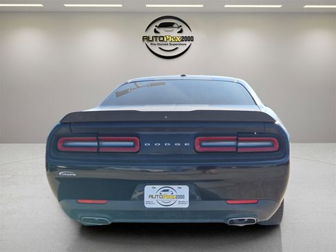 Used 2017 Dodge Challenger SXT w/ Blacktop Package image 11