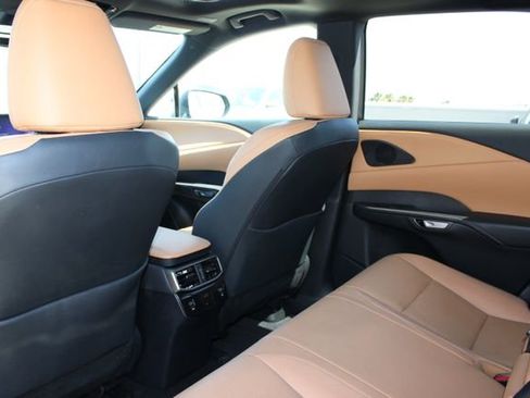 Used 2024 Lexus RX 350 Premium w/ Convenience Package FWD image 9