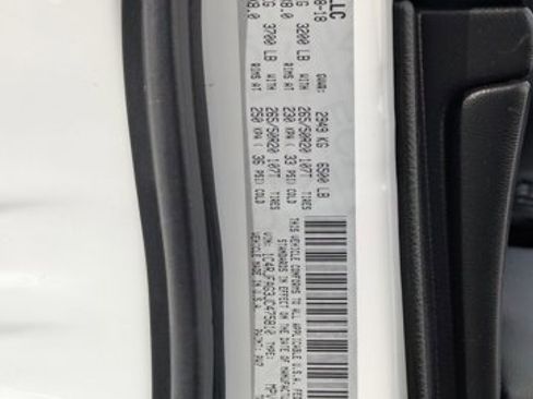 Used 2018 Jeep Grand Cherokee Altitude AWD/4WD image 25