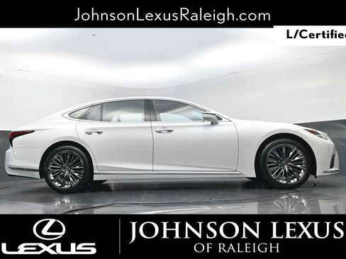Certified 2021 Lexus LS 500 w/ Accessory Package (Z2) RWD image 21