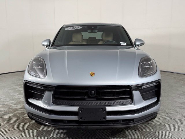 Used 2023 Porsche Macan AWD/4WD image 11