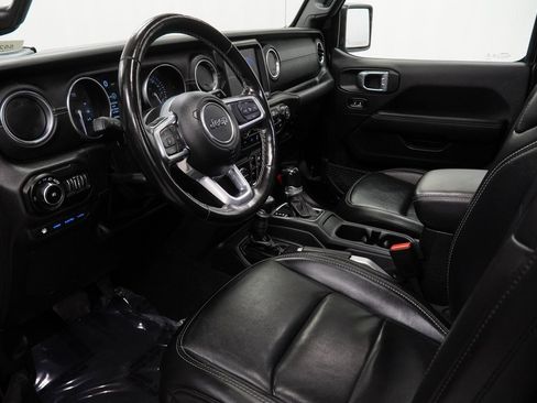 Certified 2021 Jeep Wrangler Unlimited Sahara w/ Cold Weather Group image 22