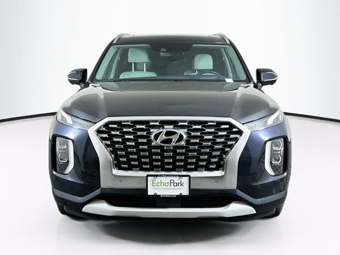 Used 2021 Hyundai Palisade Limited FWD image 2