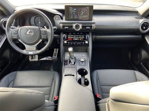 Used 2022 Lexus IS 350 F Sport image 11