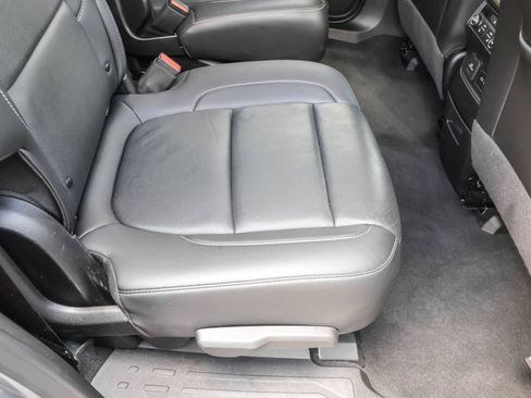 Used 2023 GMC Acadia SLT w/ Elevation Edition AWD/4WD image 44
