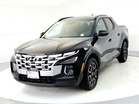 Used 2022 Hyundai Santa Cruz SEL Premium image 2