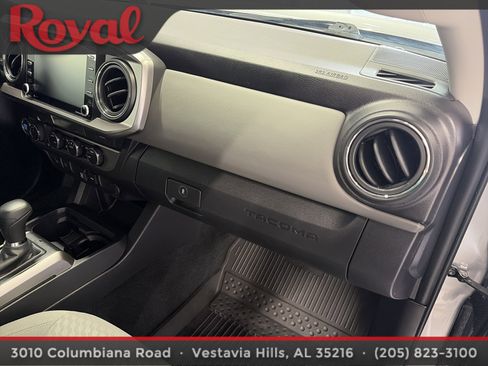 Used 2023 Toyota Tacoma SR5 w/ Technology Package AWD/4WD image 12