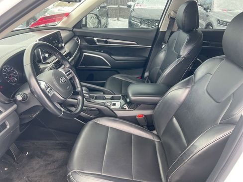 Used 2021 Kia Telluride LX image 4