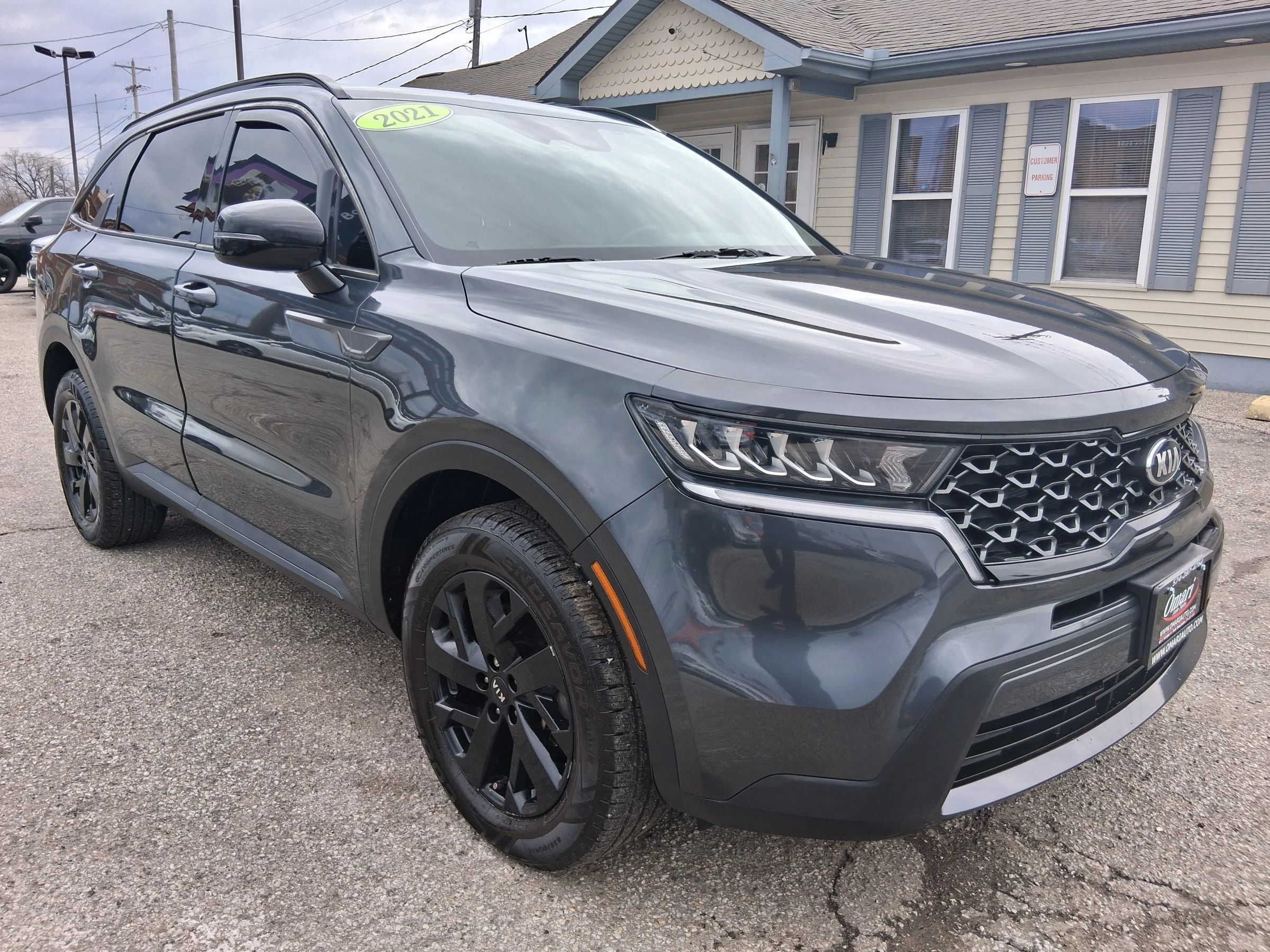 Used 2021 Kia Sorento S AWD/4WD image 2