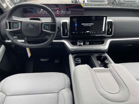 New 2026 Ford Expedition Max Platinum w/ Platinum Ultimate Package image 4