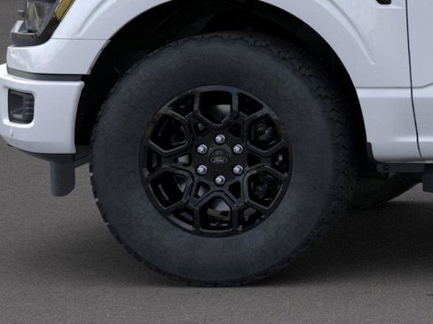 New 2025 Ford F150 XLT w/ Equipment Group 302A MID image 47