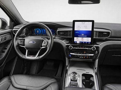 Used 2023 Ford Explorer ST w/ Equipment Group 401A AWD/4WD image 19