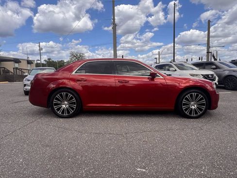 Used 2012 Chrysler 300 S w/ Luxury Group RWD image 3