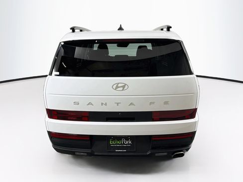 Used 2025 Hyundai Santa Fe SEL FWD image 7