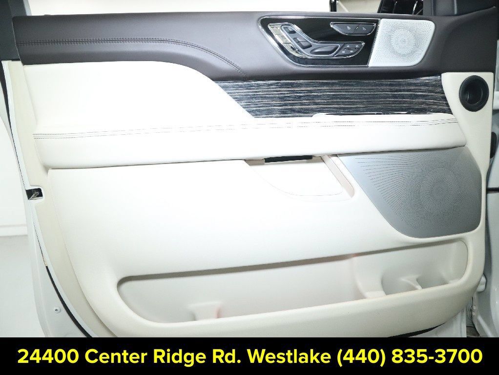 Used 2022 Lincoln Navigator L Black Label AWD/4WD image 19