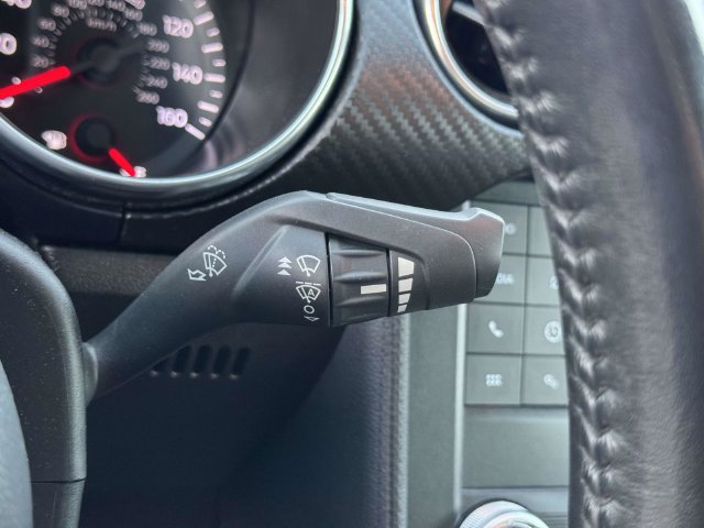Used 2022 Ford Mustang Coupe RWD image 28