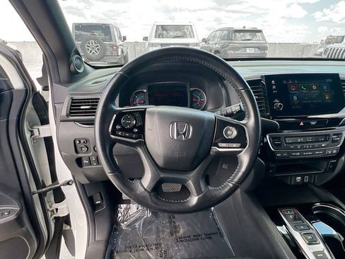 Used 2021 Honda Passport Touring image 16