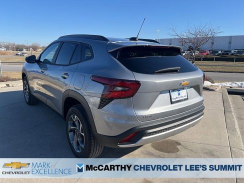 New 2026 Chevrolet Trax LT w/ Driver Confidence Package image 6