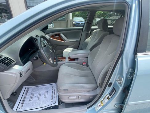 Used 2009 Toyota Camry XLE FWD image 11