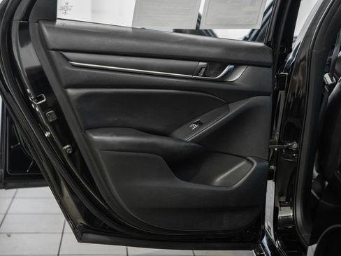 Used 2022 Honda Accord Sport image 35
