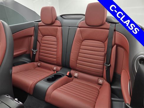 Used 2021 Mercedes-Benz C 300 Cabriolet image 23