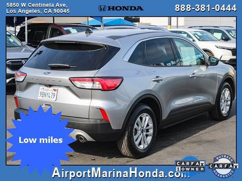Used 2022 Ford Escape SE image 15