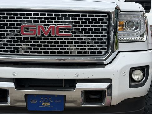 Used 2015 GMC Sierra 2500 Denali AWD/4WD image 9