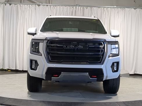 Used 2023 GMC Yukon AT4 w/ Technology Package image 21