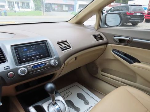Used 2007 Honda Civic Hybrid Sedan image 17