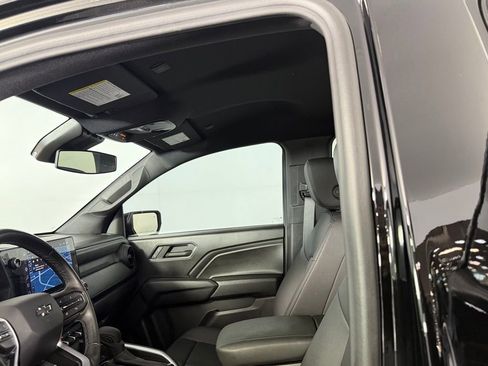 Used 2025 Chevrolet Colorado Trail Boss image 26