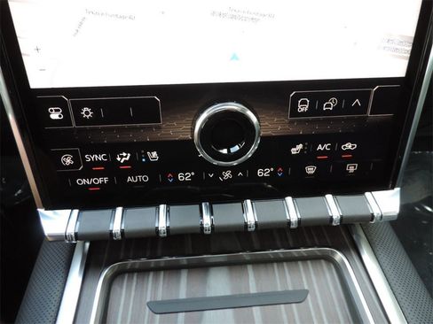 New 2025 GMC Sierra EV Denali image 25