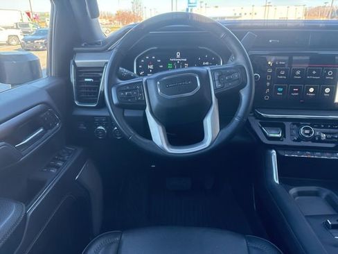 Used 2024 GMC Sierra 2500 Denali w/ Denali Reserve Package image 13