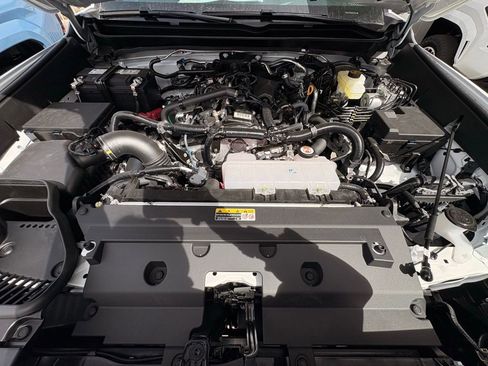 New 2026 Toyota Tacoma TRD Off-Road AWD/4WD image 32