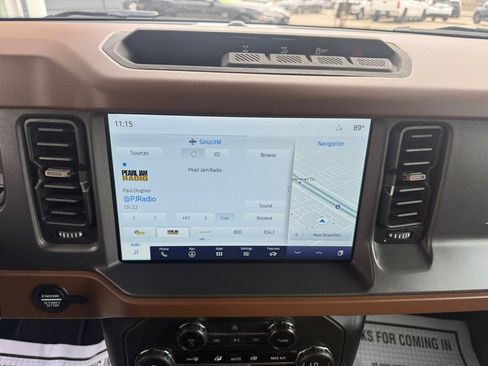 Used 2024 Ford Bronco Outer Banks AWD/4WD image 20