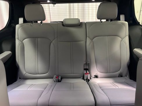 New 2026 Jeep Grand Wagoneer Limited image 22