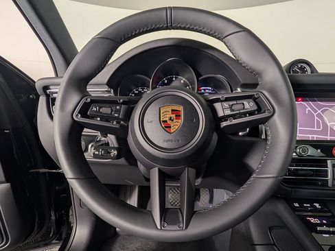 New 2026 Porsche Macan AWD/4WD image 36