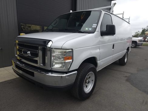 Used 2013 Ford E-250 and Econoline 250 w/ Commercial Cargo Van Pkg RWD image 2