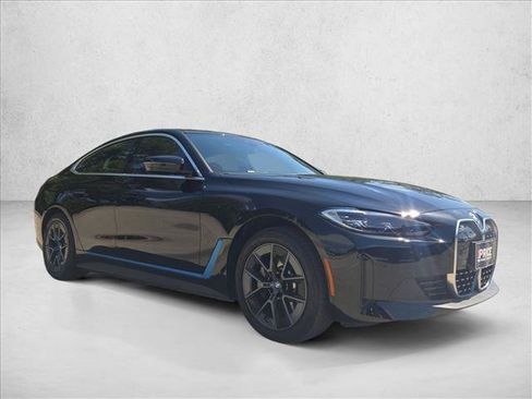 Used 2023 BMW i4 eDrive35 w/ Premium Package RWD image 3