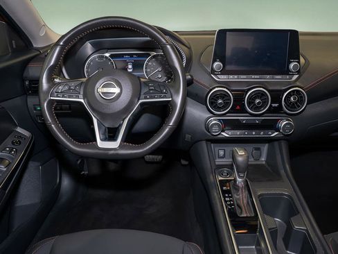 Certified 2024 Nissan Sentra SR image 5