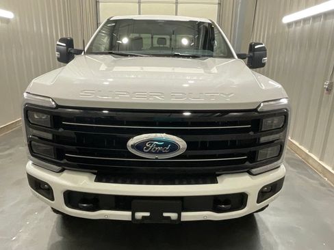 Used 2026 Ford F250 Platinum w/ Tremor Off-Road Package AWD/4WD image 5