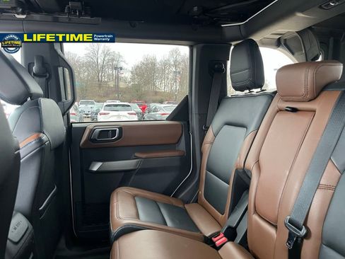 Used 2023 Ford Bronco Outer Banks w/ Sasquatch Package image 23