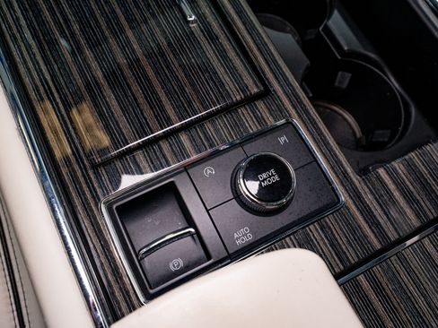 Used 2024 Lincoln Navigator Black Label AWD/4WD image 26