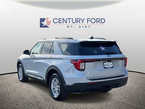 Used 2025 Ford Explorer Active image 4
